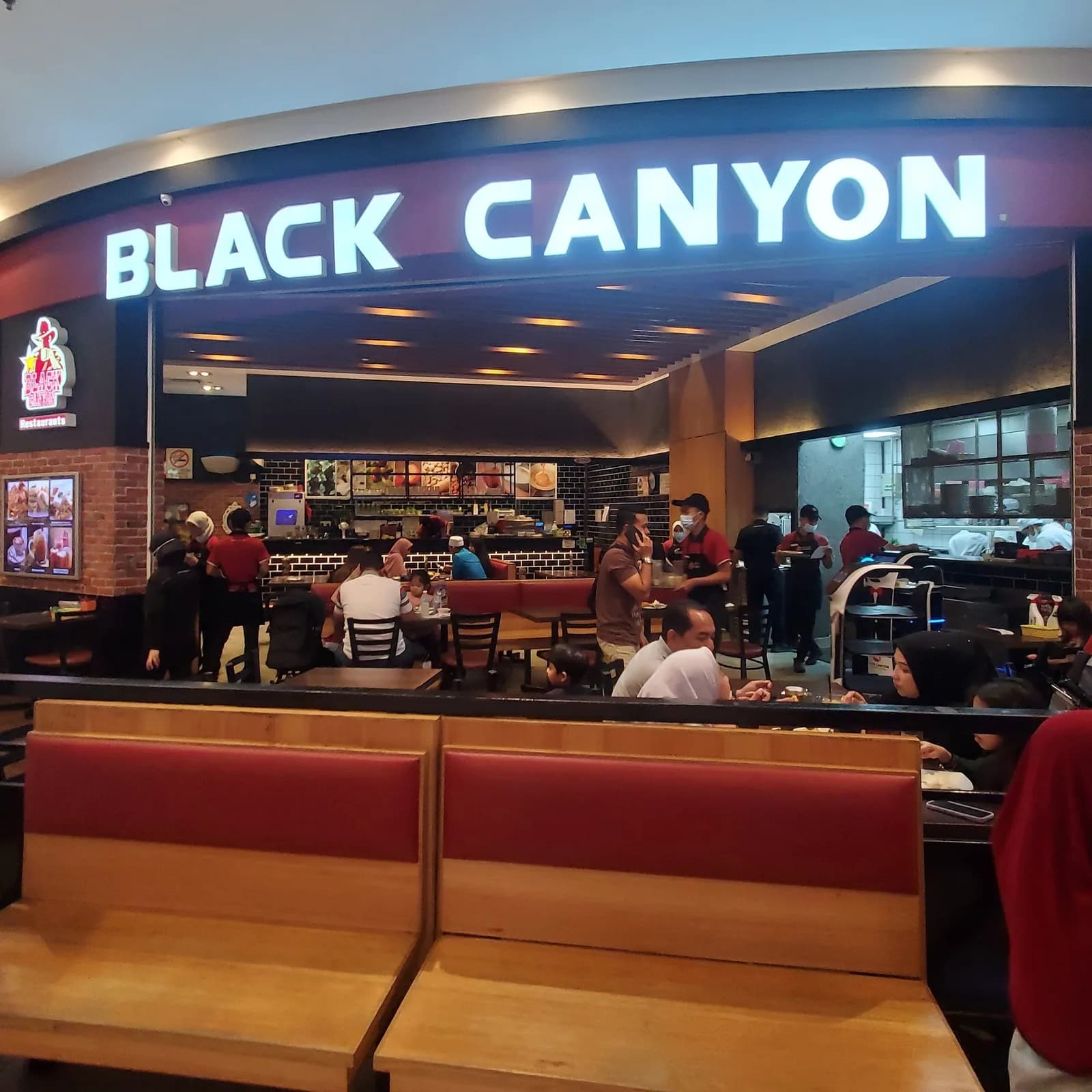 Black Canyon AEON Kota Bharu
