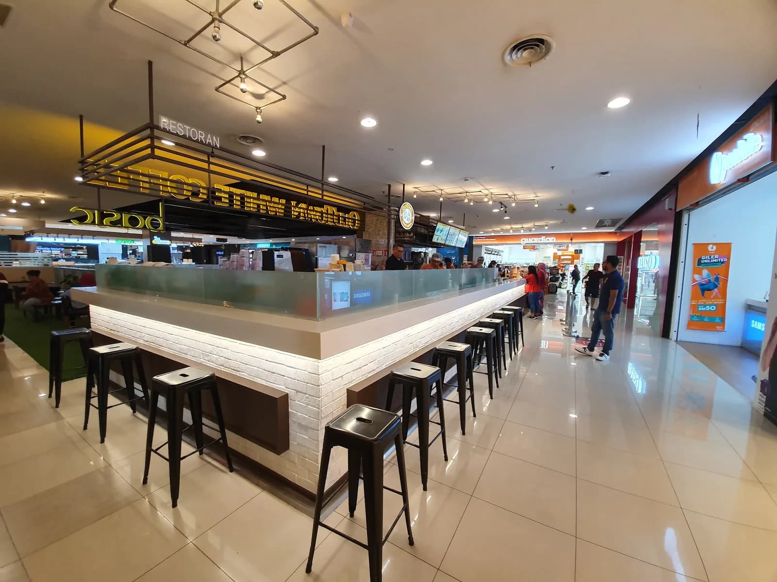 OLDTOWN White Coffee @ Dpulze Shopping Mall
