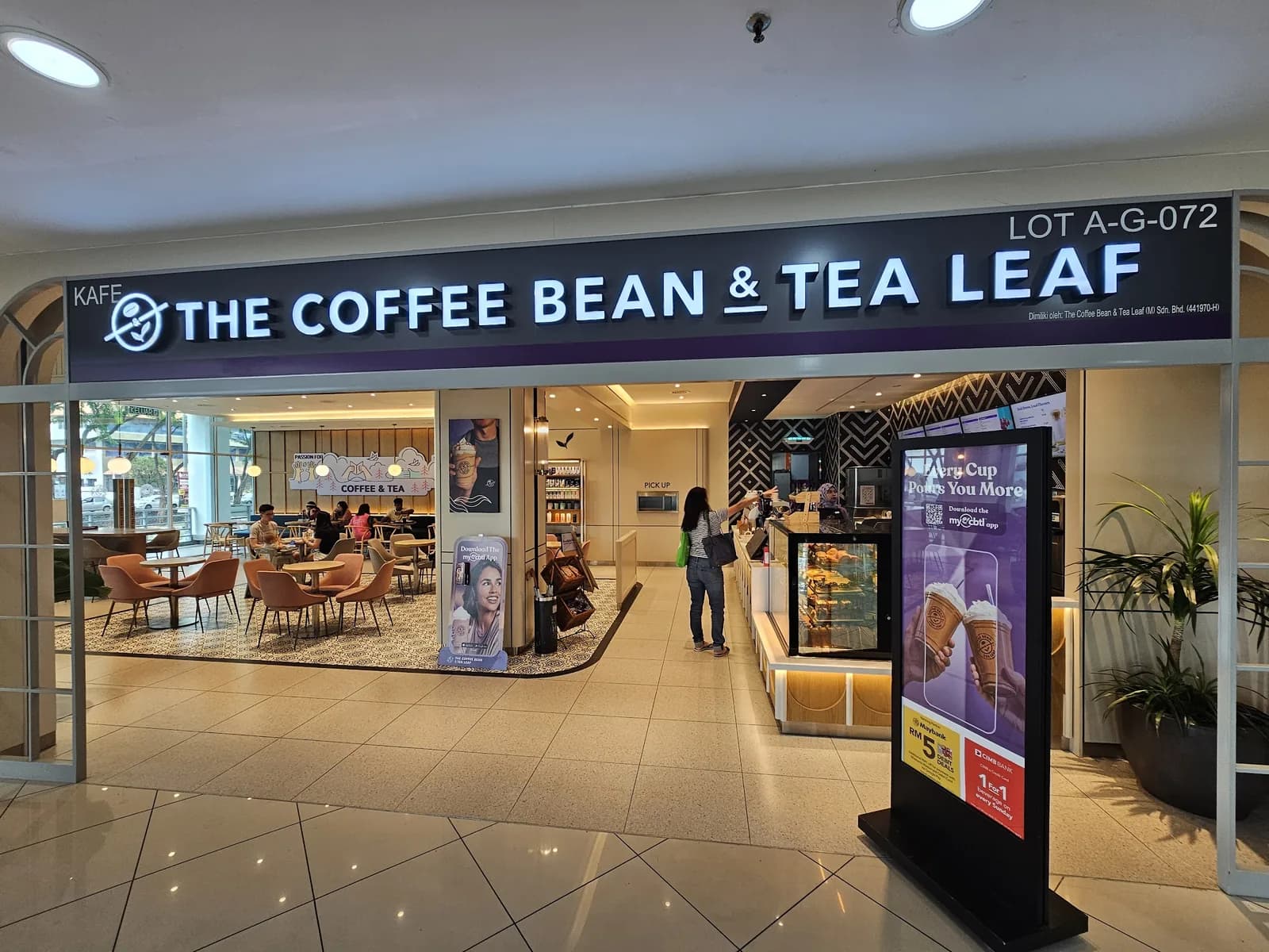 The Coffee Bean & Tea Leaf