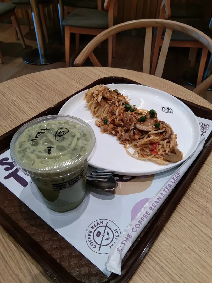 The Coffee Bean & Tea Leaf photo 3