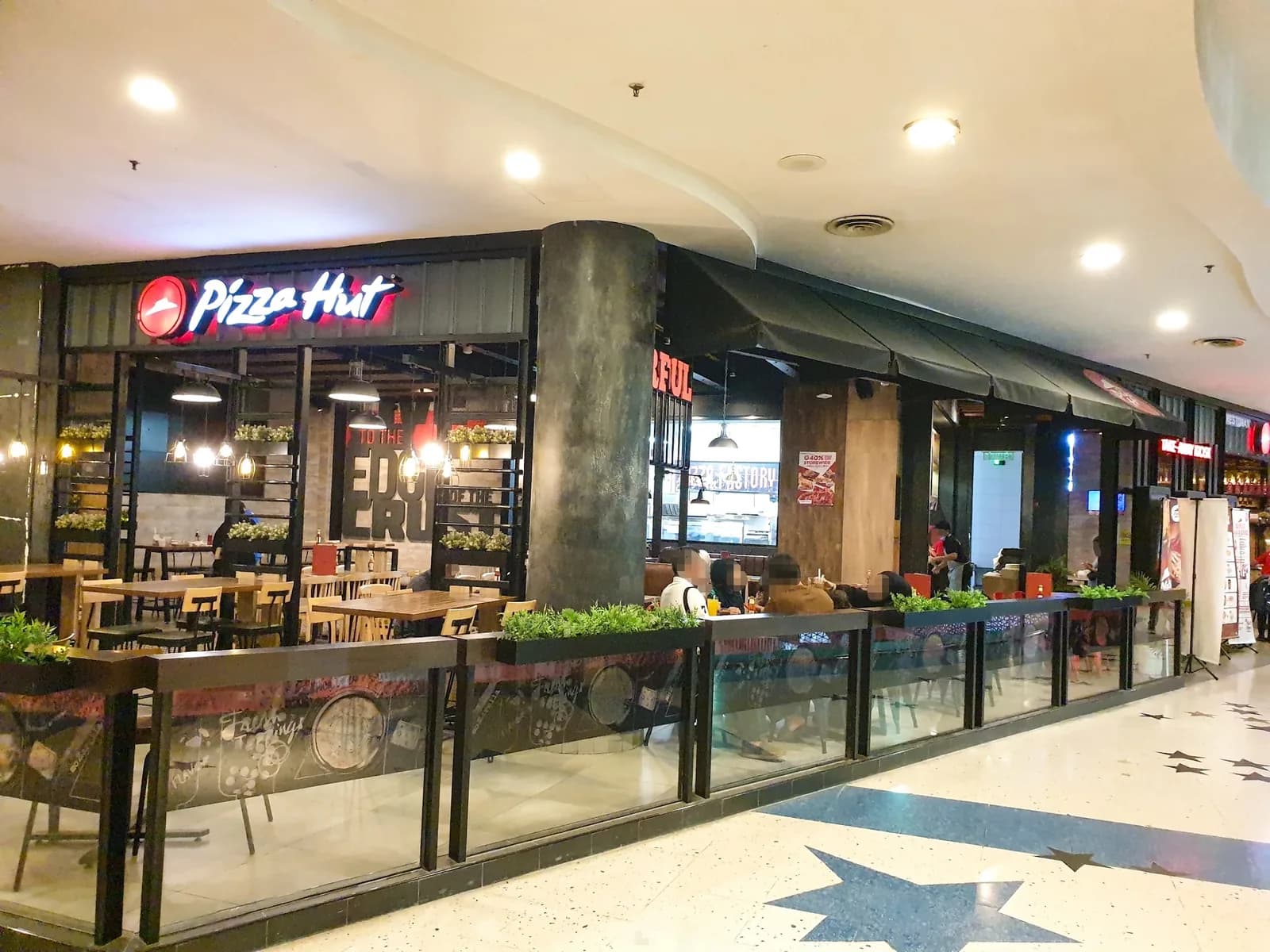 Pizza Hut