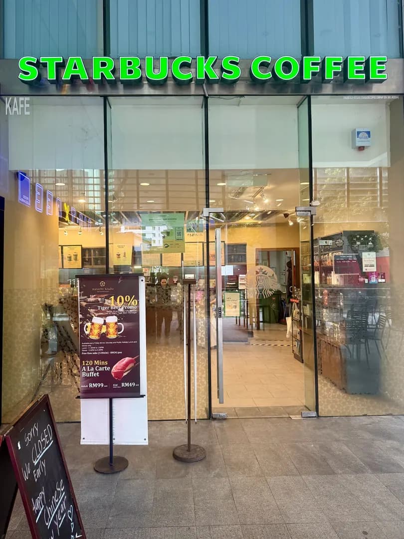 Starbucks Menara Binjai photo 2
