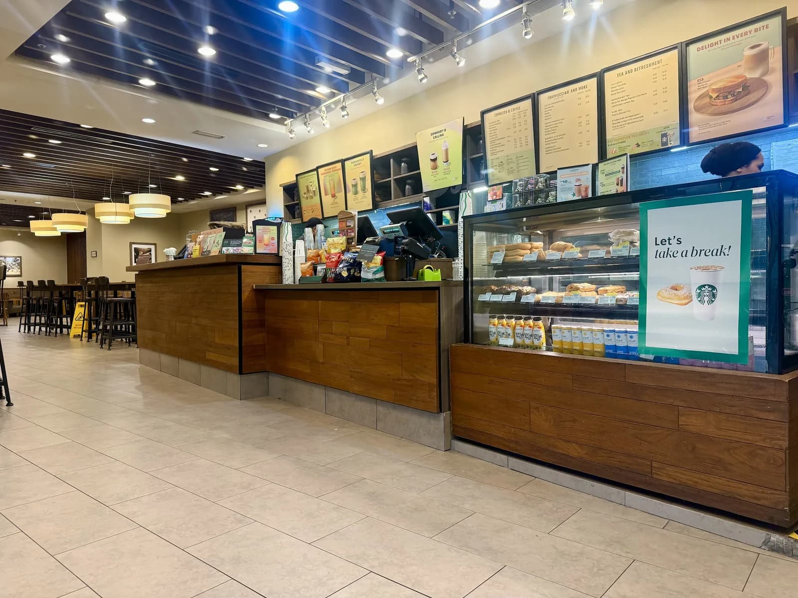 Starbucks Menara Binjai