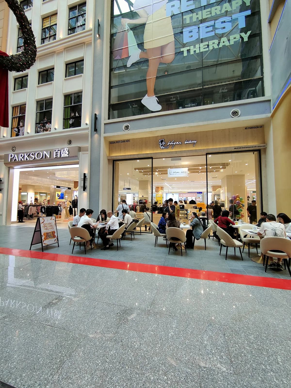 Hogan Bakery @ Parkson Hextar World Empire City