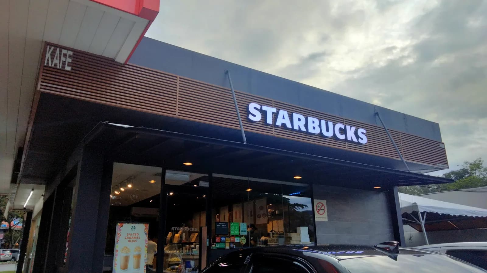 Starbucks Caltex Melawati