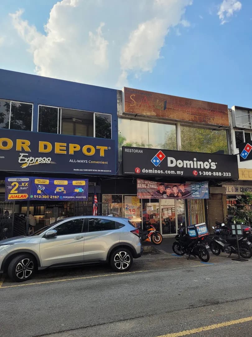 Domino's SS2 photo 2