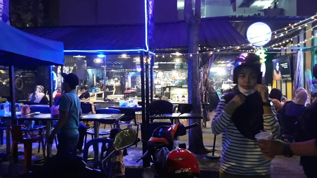 Western|Coffee Brew|Tomyam - Pantai Dalam Railway photo 2