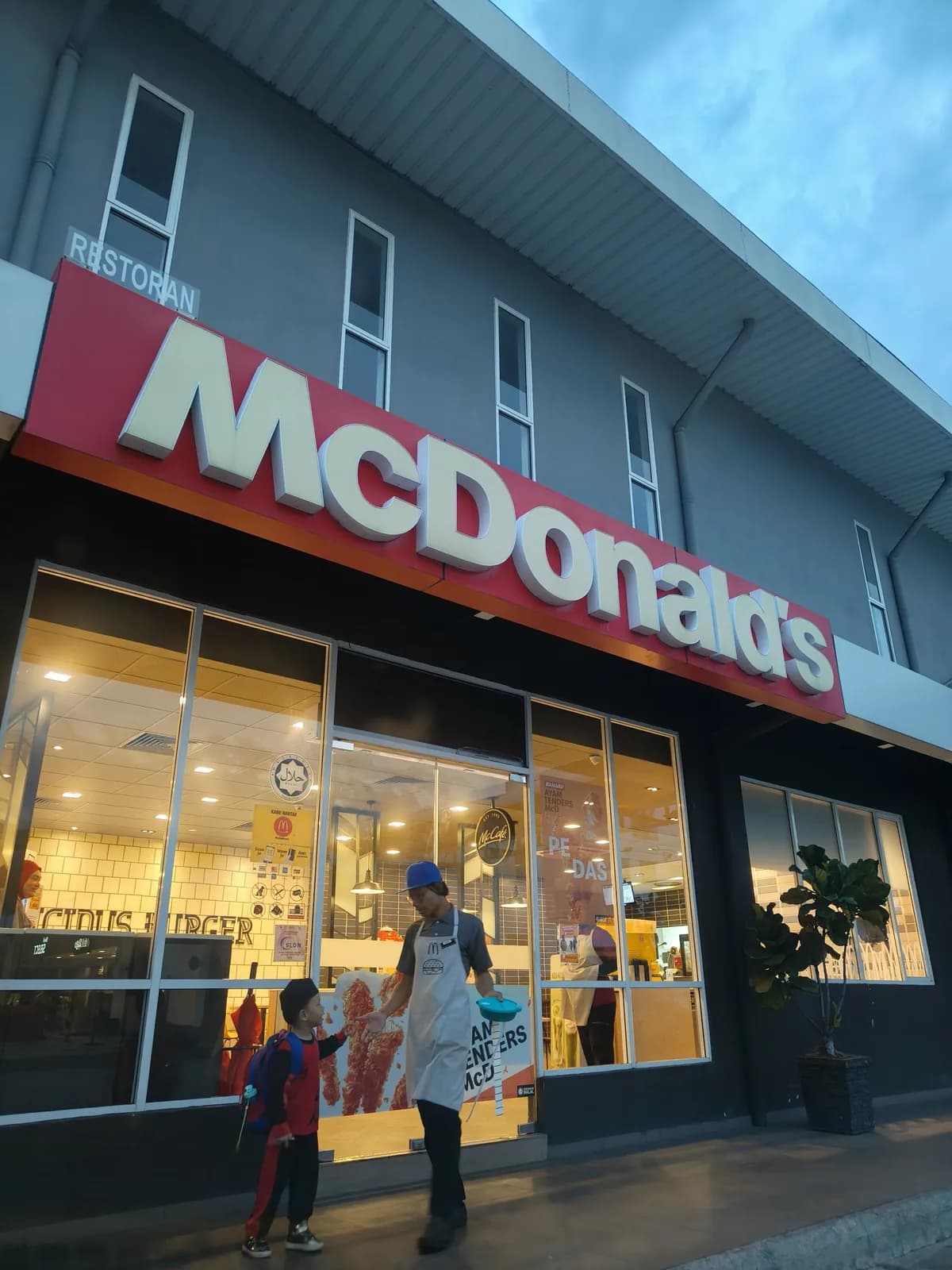McDonald's Shell Port Dickson DT