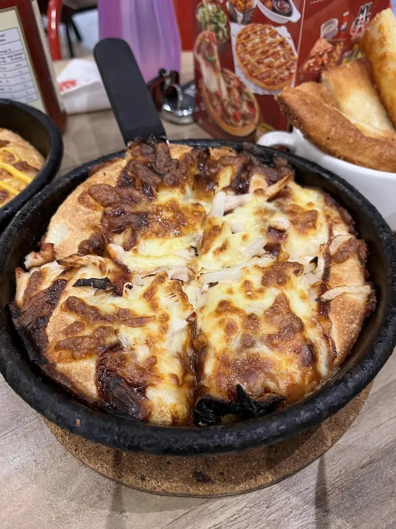 Pizza Hut photo 3