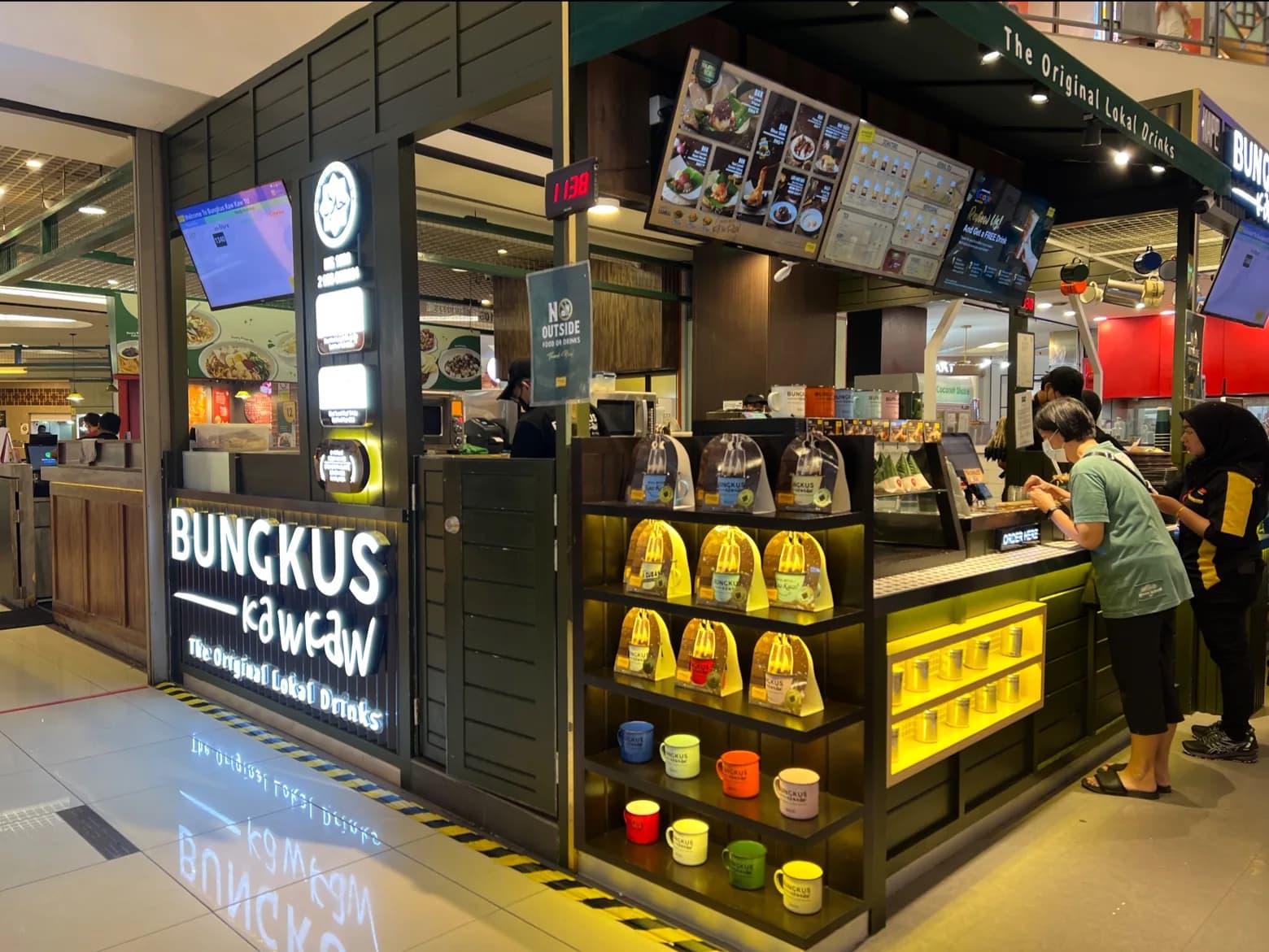 Bungkus Kaw Kaw • 1 Utama Shopping Centre