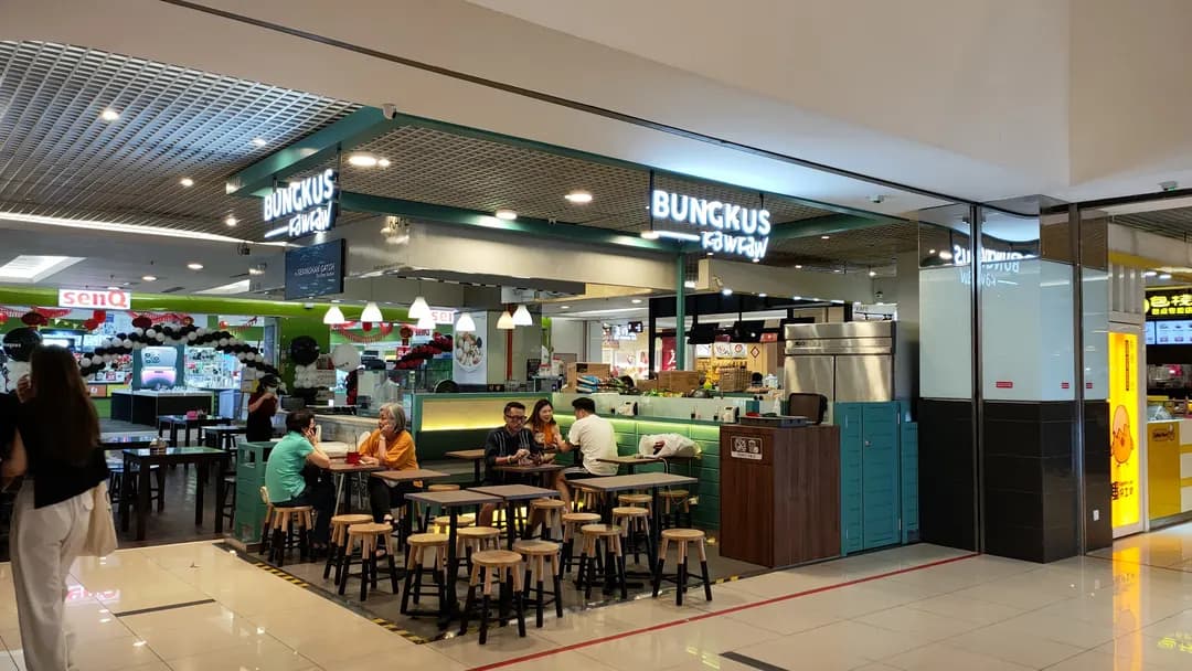 Bungkus Kaw Kaw • 1 Utama Shopping Centre photo 2