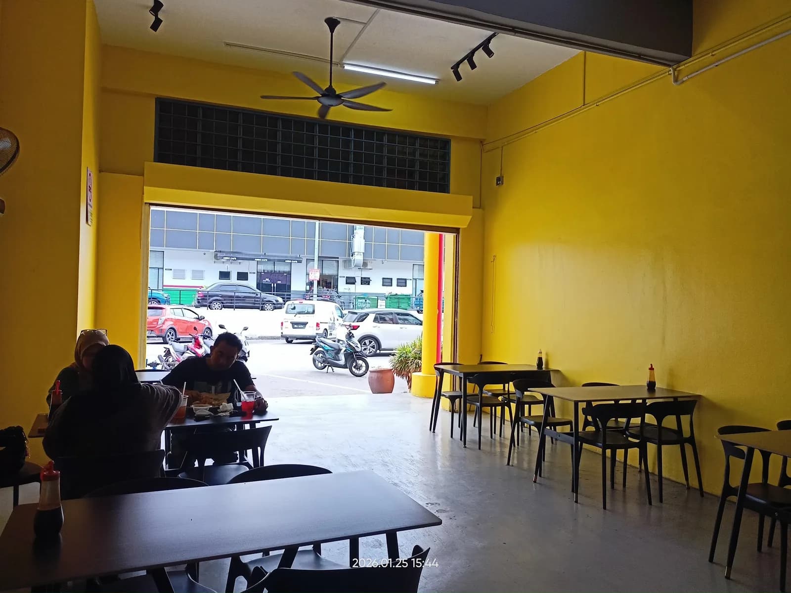 AYAM GEPUK PAPA JON - TTDI JAYA