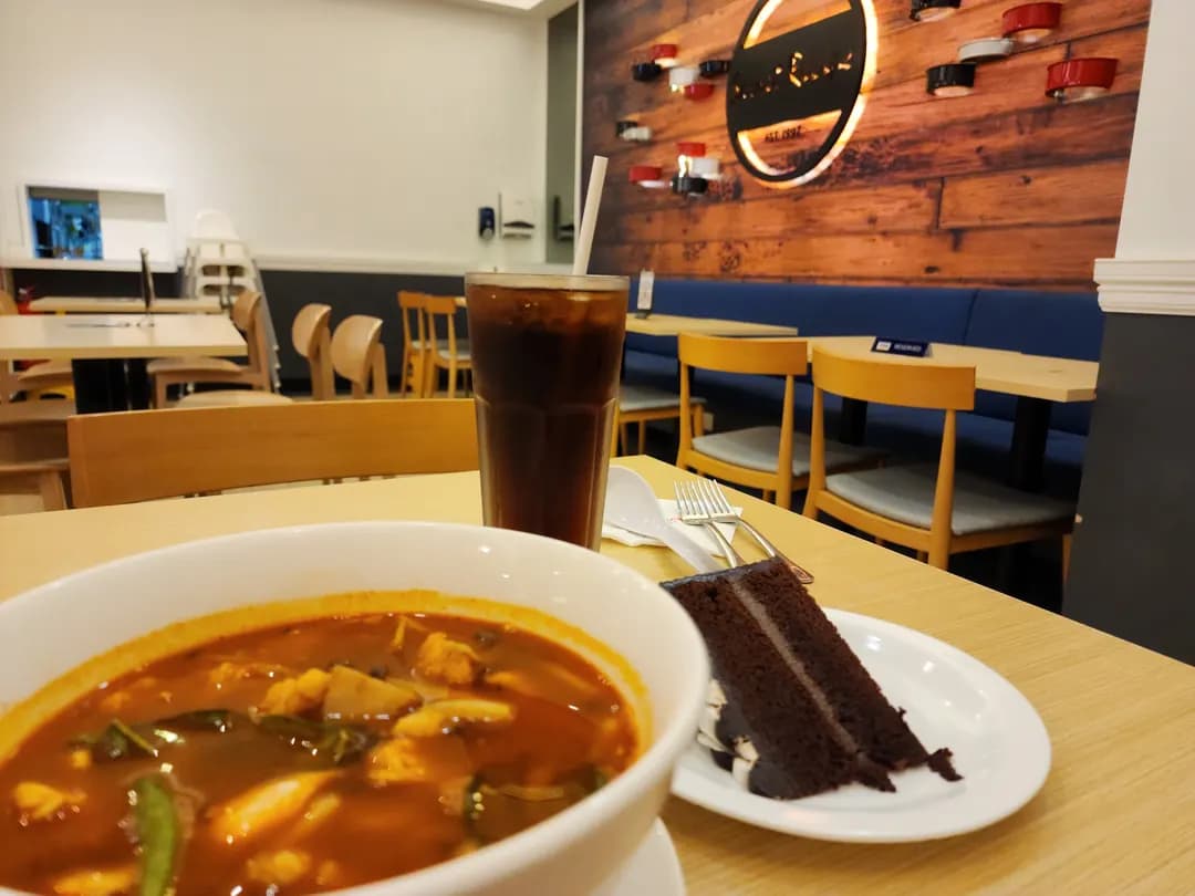 Secret Recipe Aeon Mall Bandar Dato Onn photo 3