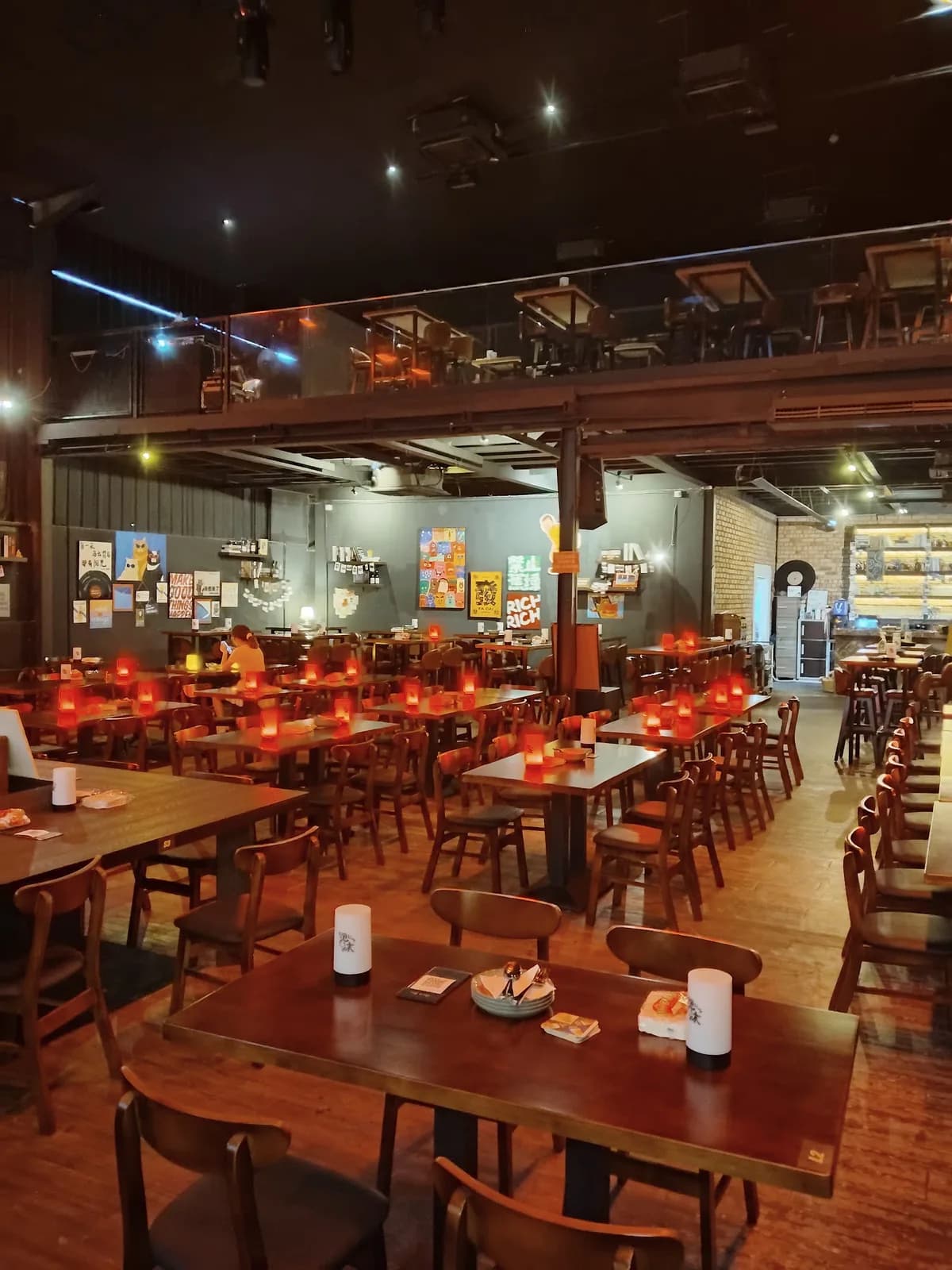 Pao Mo Live 泡沫 Live Bar & Restaurant