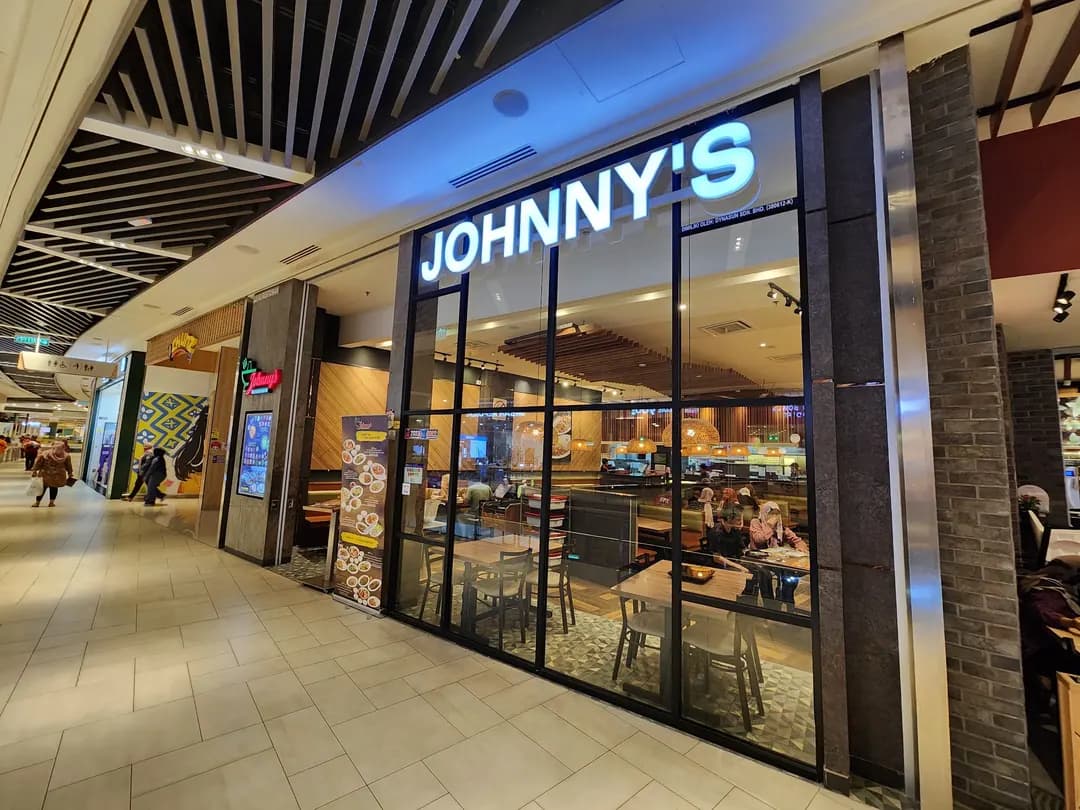 Johnny’s Restaurant Toppen Shopping Centre photo 2