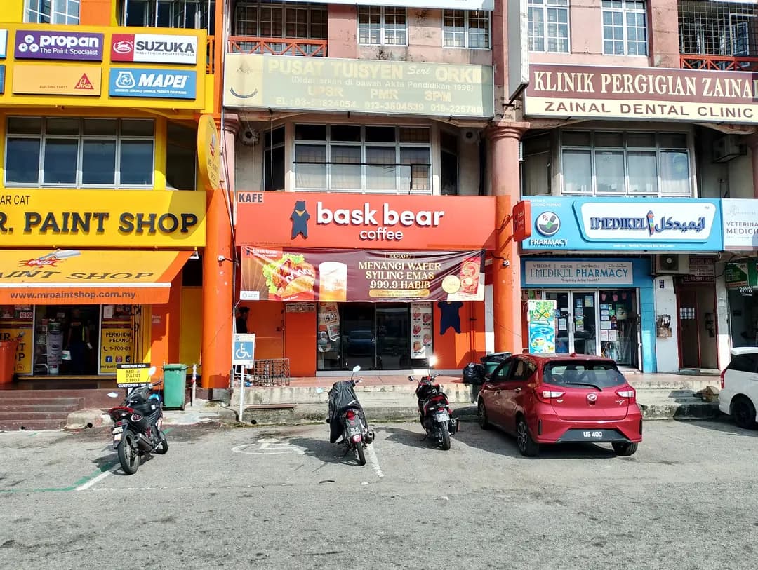 Bask Bear Coffee Taman Puchong Permai photo 2