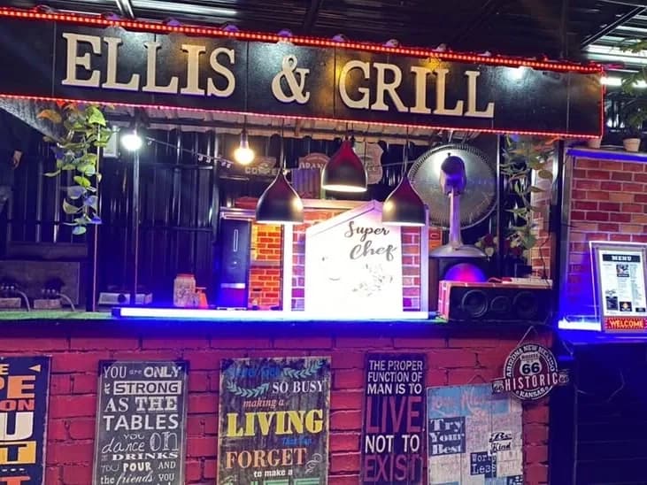 Ellis & Grill