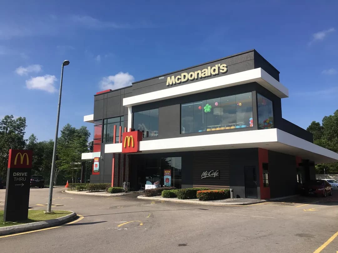McDonald's Taman Daya DT photo 2
