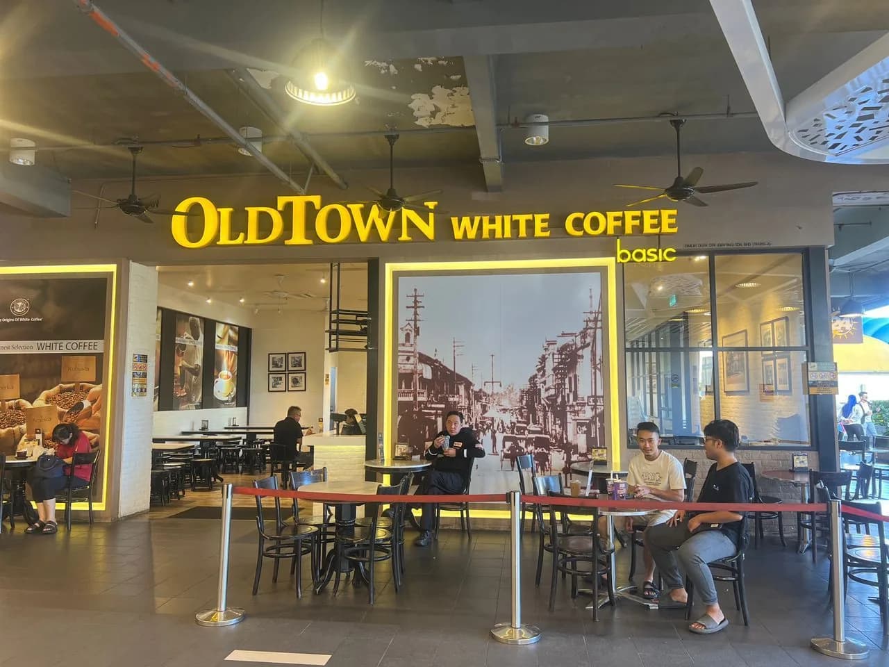 OldTown White Coffee - B5 Taxi Stand Hotel Resort