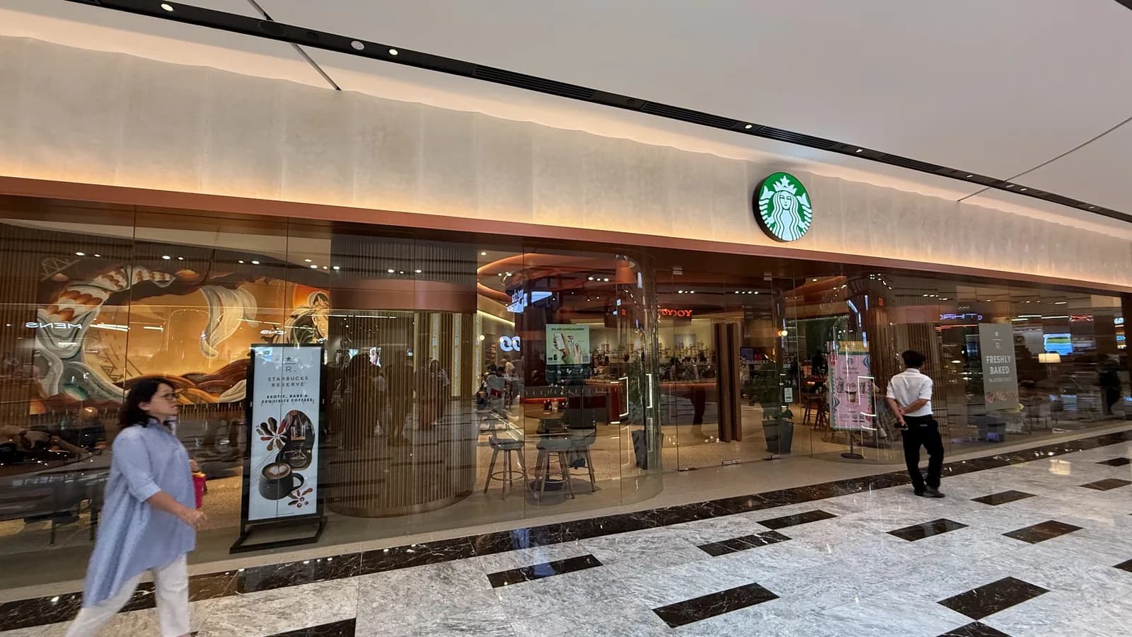 Starbucks Reserve - The Exchange TRX
