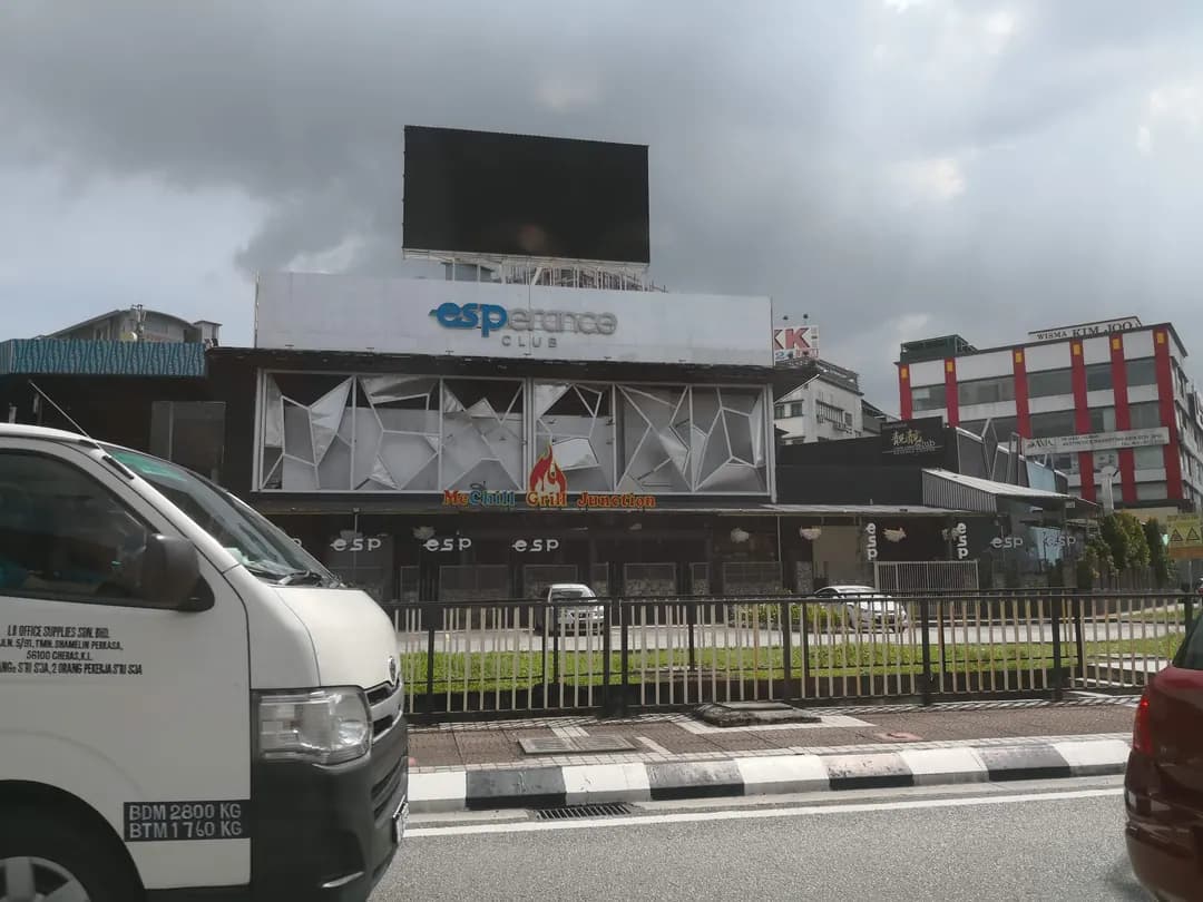 Esperance KL photo 3