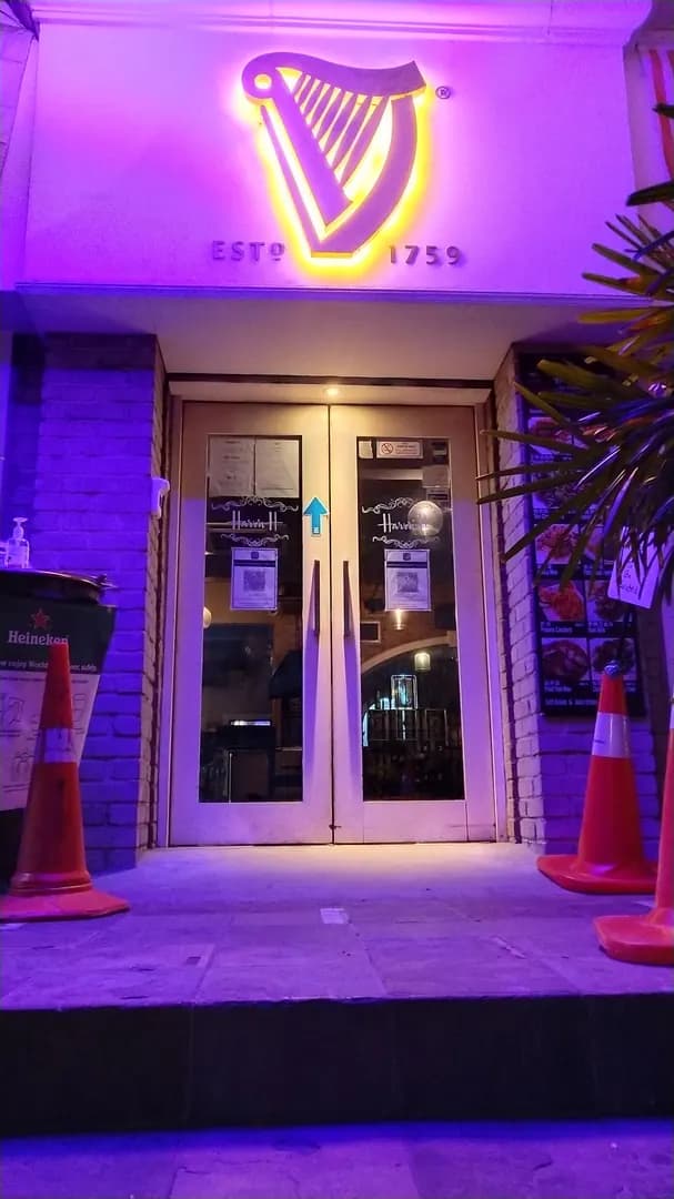 Haven H Bar & Restaurant photo 2