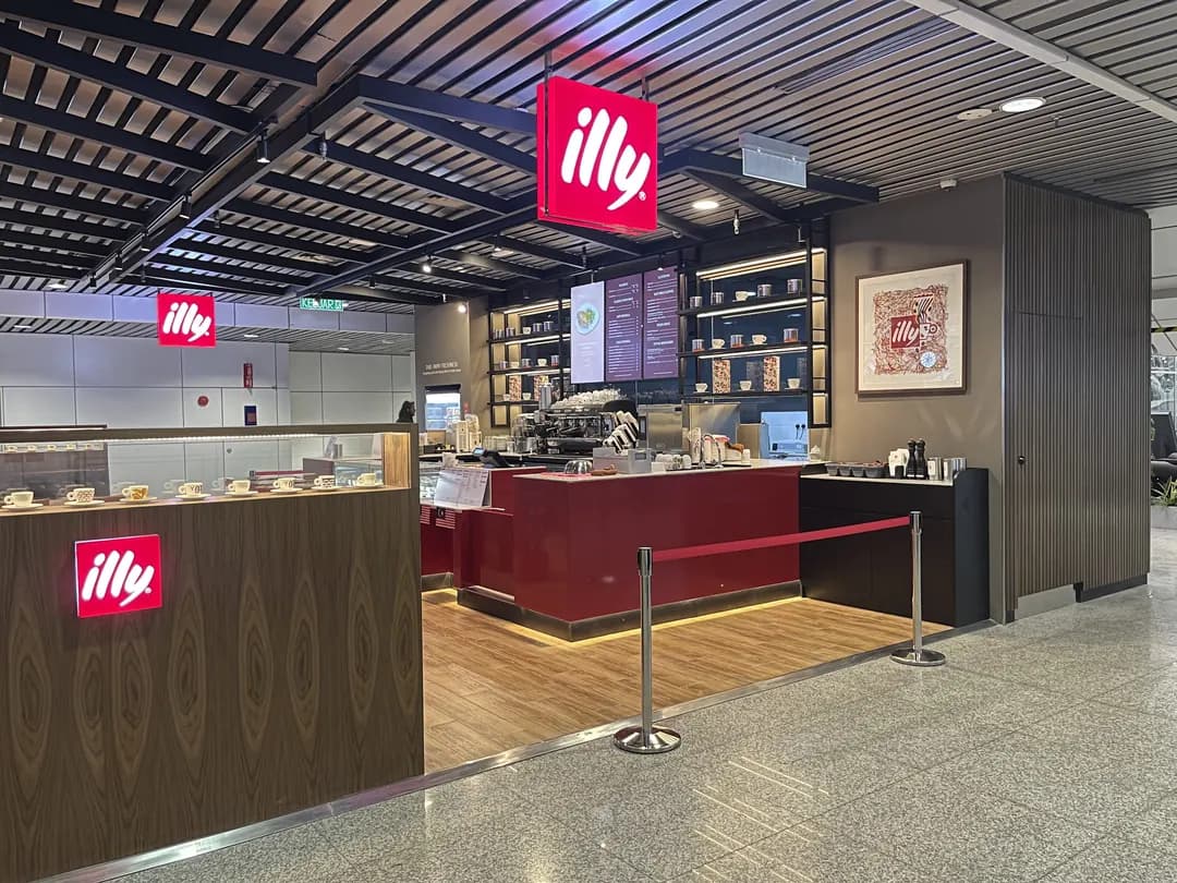 illy Caffe @ KLIA Terminal 1 Satellite photo 2