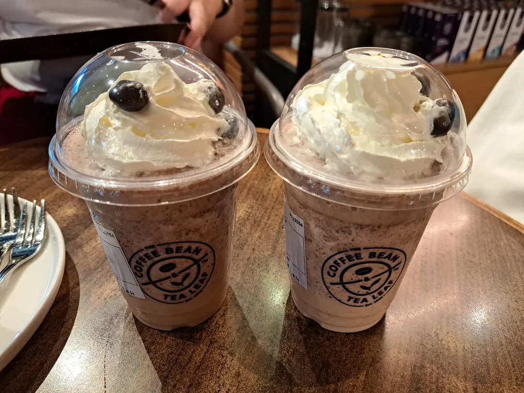 The Coffee Bean & Tea Leaf photo 3
