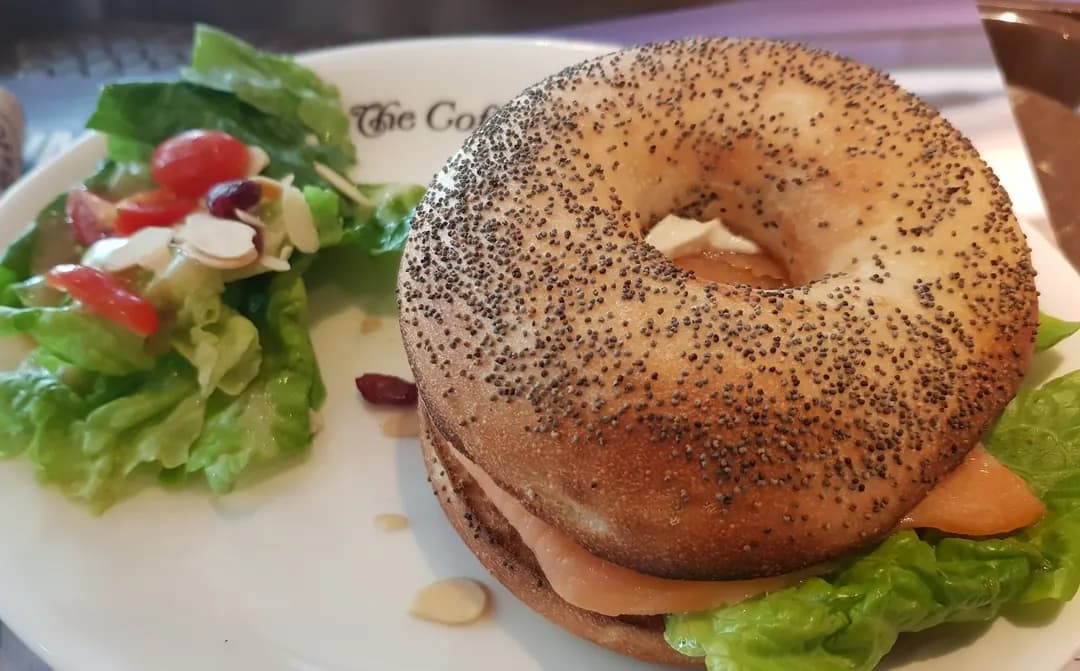 The Coffee Bean & Tea Leaf photo 2