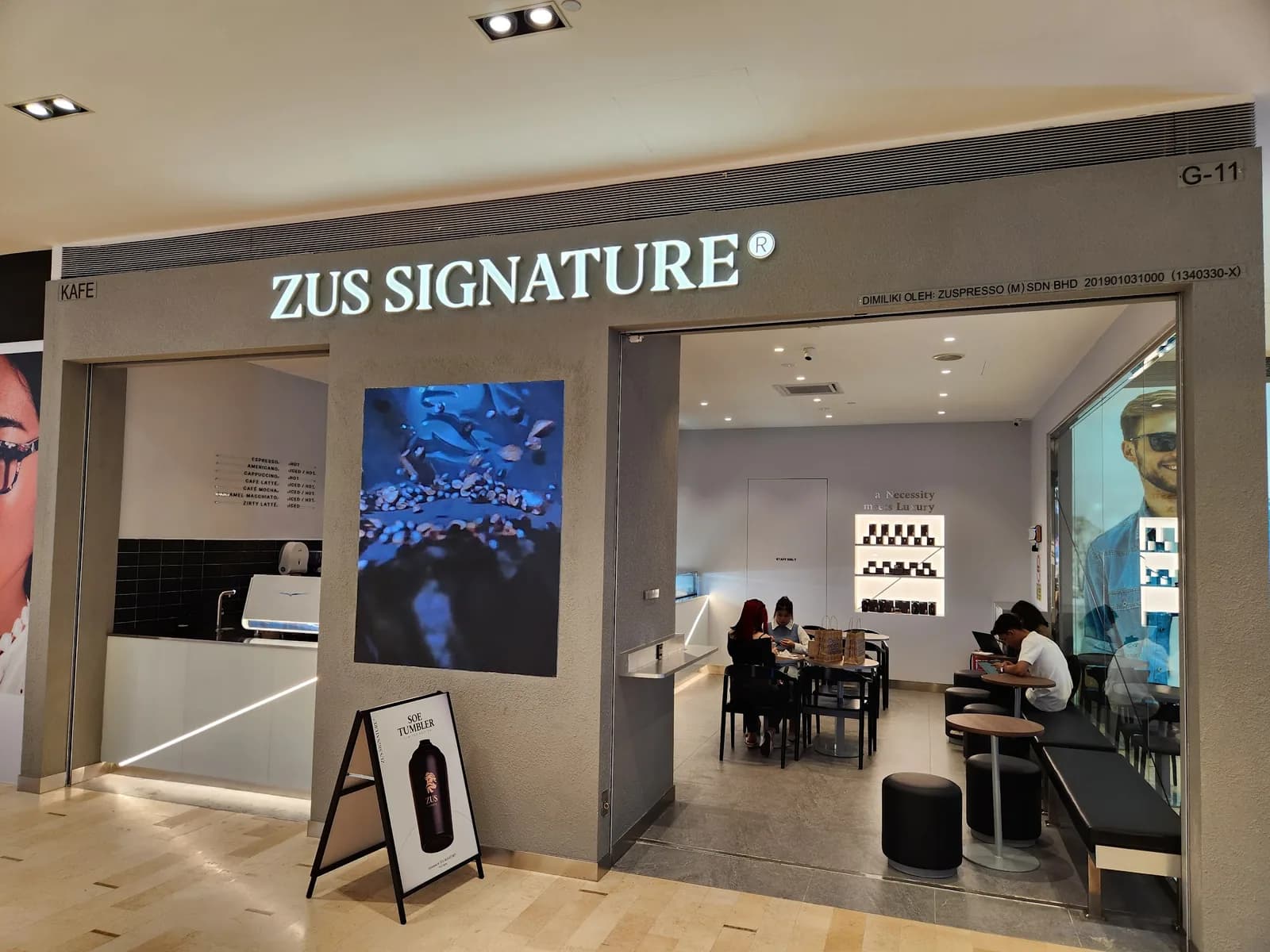 ZUS Signature - Fahrenheit88