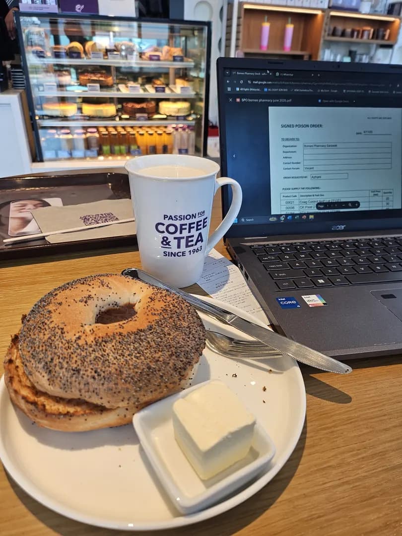 The Coffee Bean & Tea Leaf photo 3