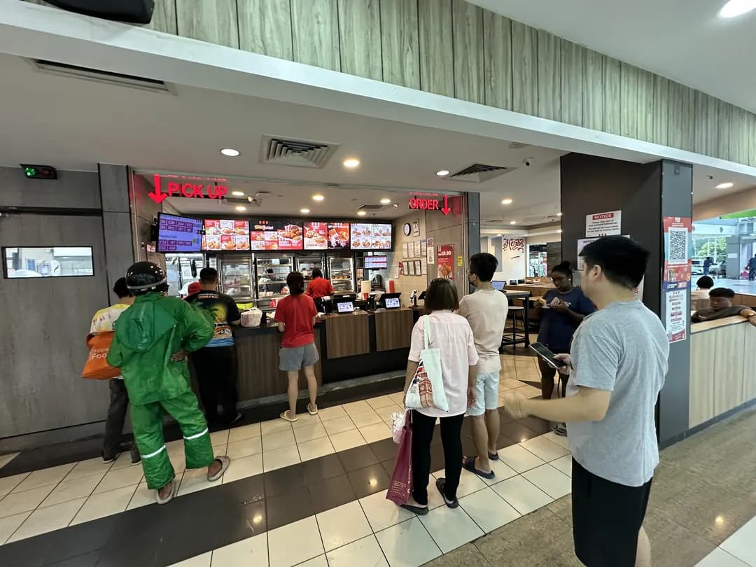 KFC @ Giant Bandar Kinrara photo 2